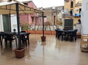 Гостиница 4 bedrooms appartement with city view furnished terrace and wifi at Catania 3 km away from the beach, Катания